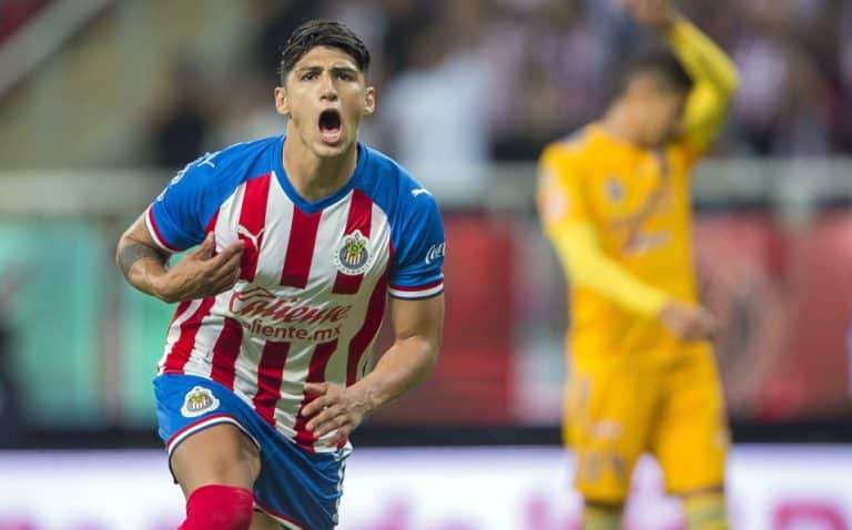 Chivas: &iquest;Cu&aacute;ntos millones necesita el club para traer de regreso a Alan Pulido?