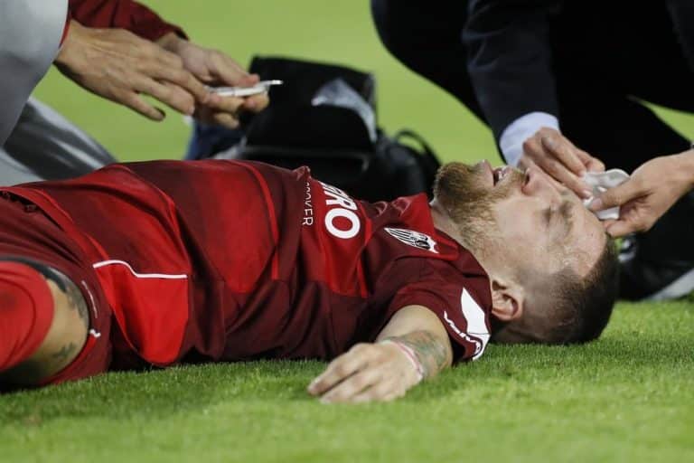 Papu G&oacute;mez tendr&aacute; que pasar por el Quir&oacute;fano