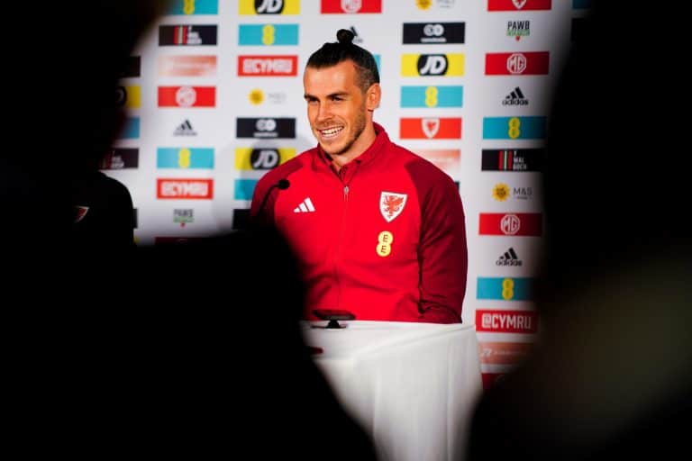 Gareth Bale sorpresivamente vuelve al f&uacute;tbol