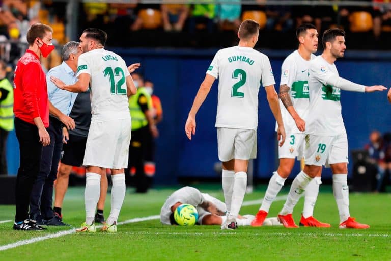 Elche: Bragarnik llama a un amigo argentino para obrar el milagro