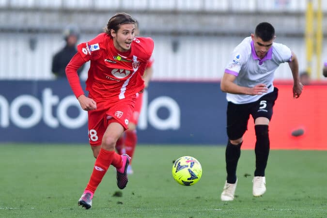 Johan V&aacute;squez Italia