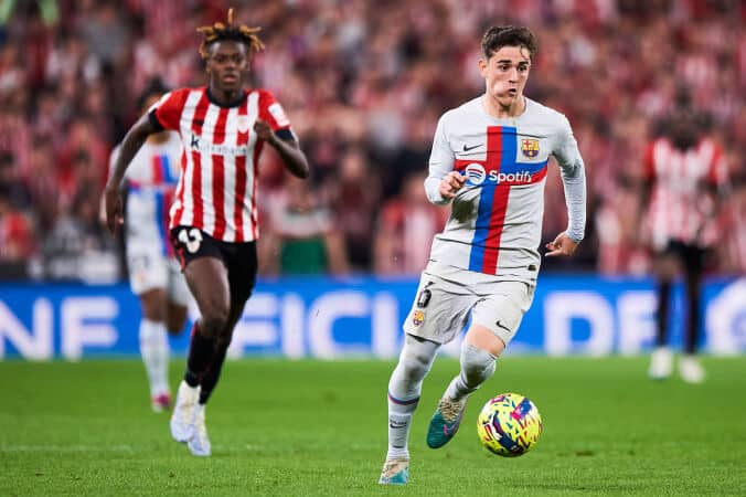 Gavi est&aacute; fuera del Barca por error de la directiva