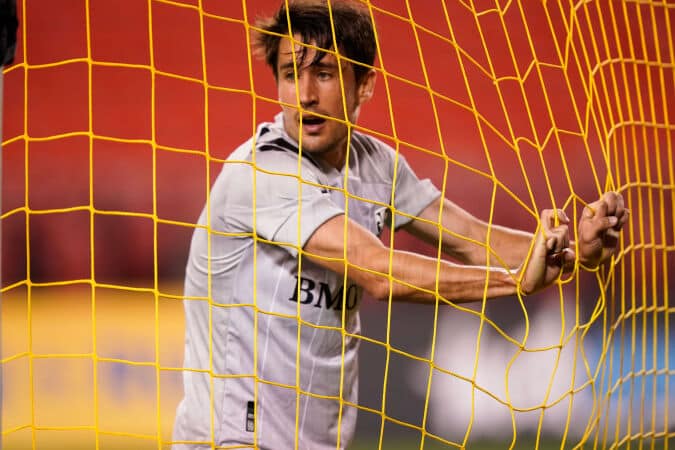 Barcelona se retira como jugador profesional