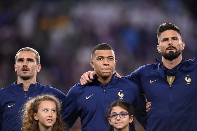 Francia: Griezmann y Mbapp&eacute; protagonizan la nueva pelea en el vestidor de Deschamps