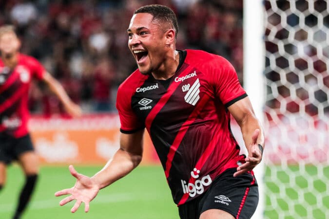 Barcelona: el juvenil brasile&ntilde;o por el que pelear&aacute;n ante los ingleses