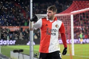 Santiago Gim&eacute;nez con el Feyenoord