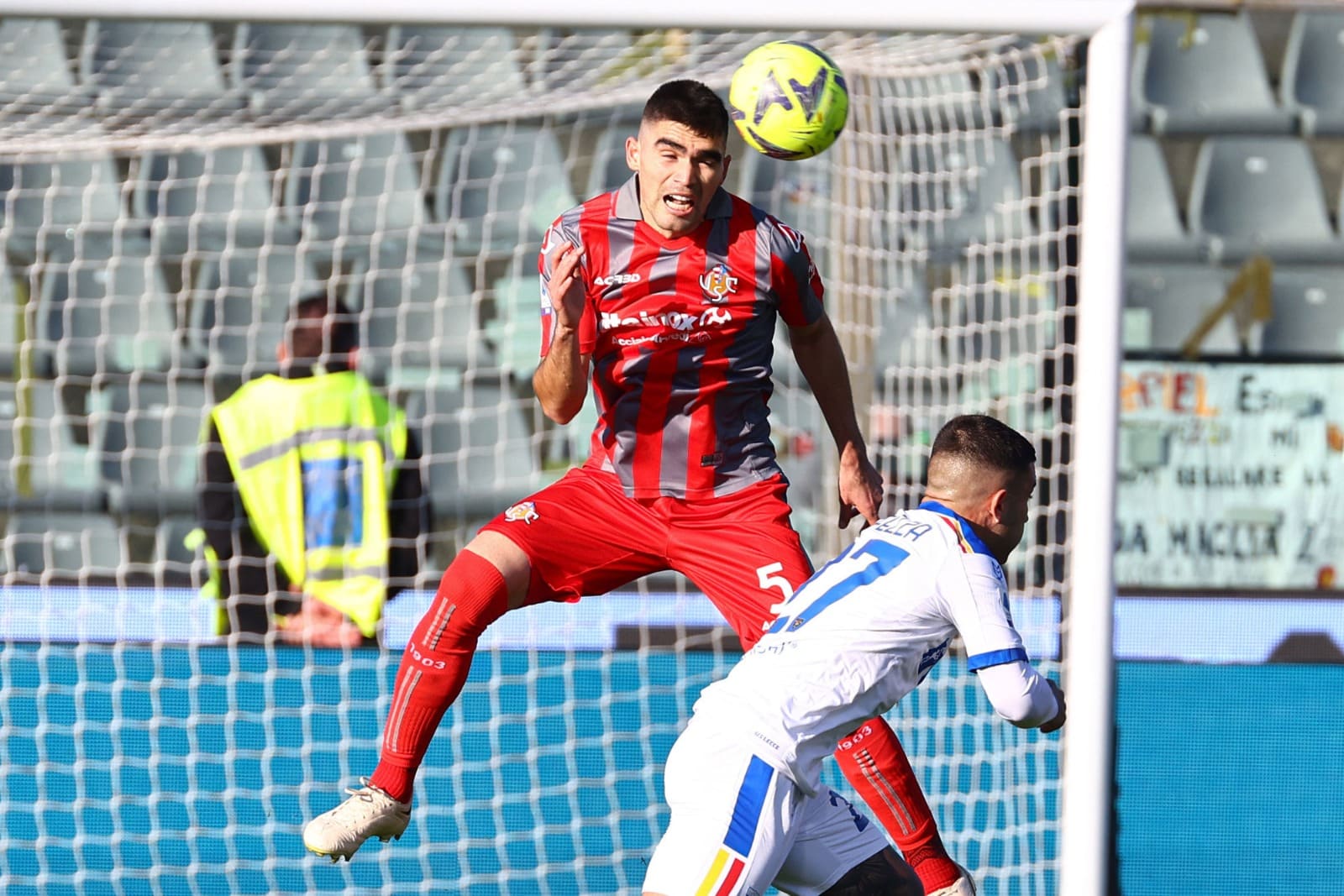 Lozano en el Napoli y V&aacute;squez en el Cremonese