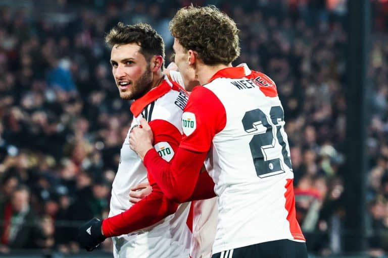 Santiago Gim&eacute;nez: En la mira del Benfica, este dineral pagar&iacute;an por &eacute;l