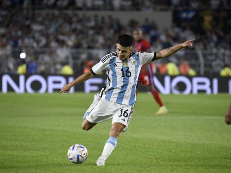 Thiago Almada y su debut goleador con la Selecci&oacute;n Argentina