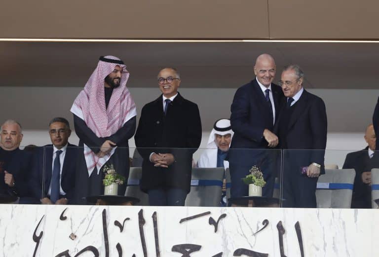 Real Madrid: Alarmas para Florentino P&eacute;rez, un gigante quiere llevarse a su figura