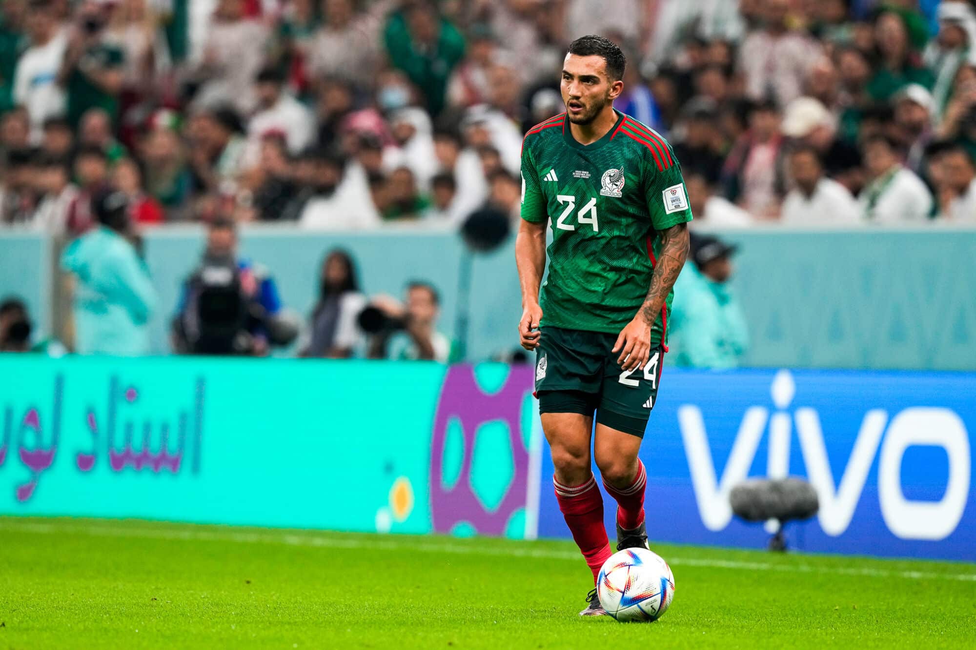 Luis Ch&aacute;vez por Edson &Aacute;lvarez