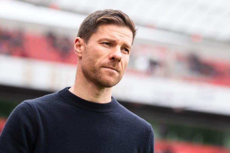 Real Madrid: la leyenda que acompa&ntilde;ar&iacute;a a Xabi Alonso en el banquillo