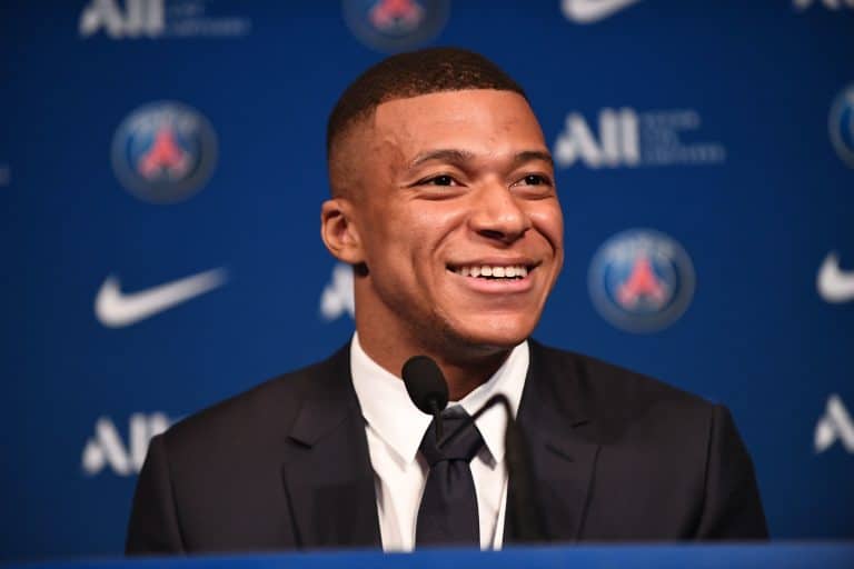 PSG: pedido millonario de Mbapp&eacute;, estas son las 3 estrellas francesas que fichar&aacute; el club