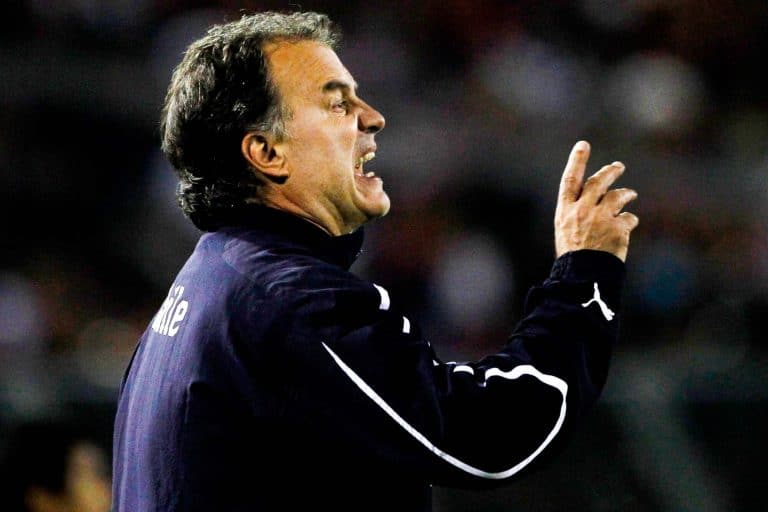 &ldquo;&iquest;Estamos listos para Bielsa?&rdquo;: una leyenda de Uruguay cuestiona su llegada