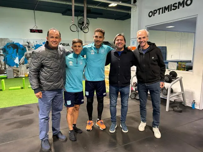 PAOLO GUERRERO: REUNIÓN CON EL ENTRENADOR DE LA SELECCIÓN PARA DEFINIR SU FUTURO