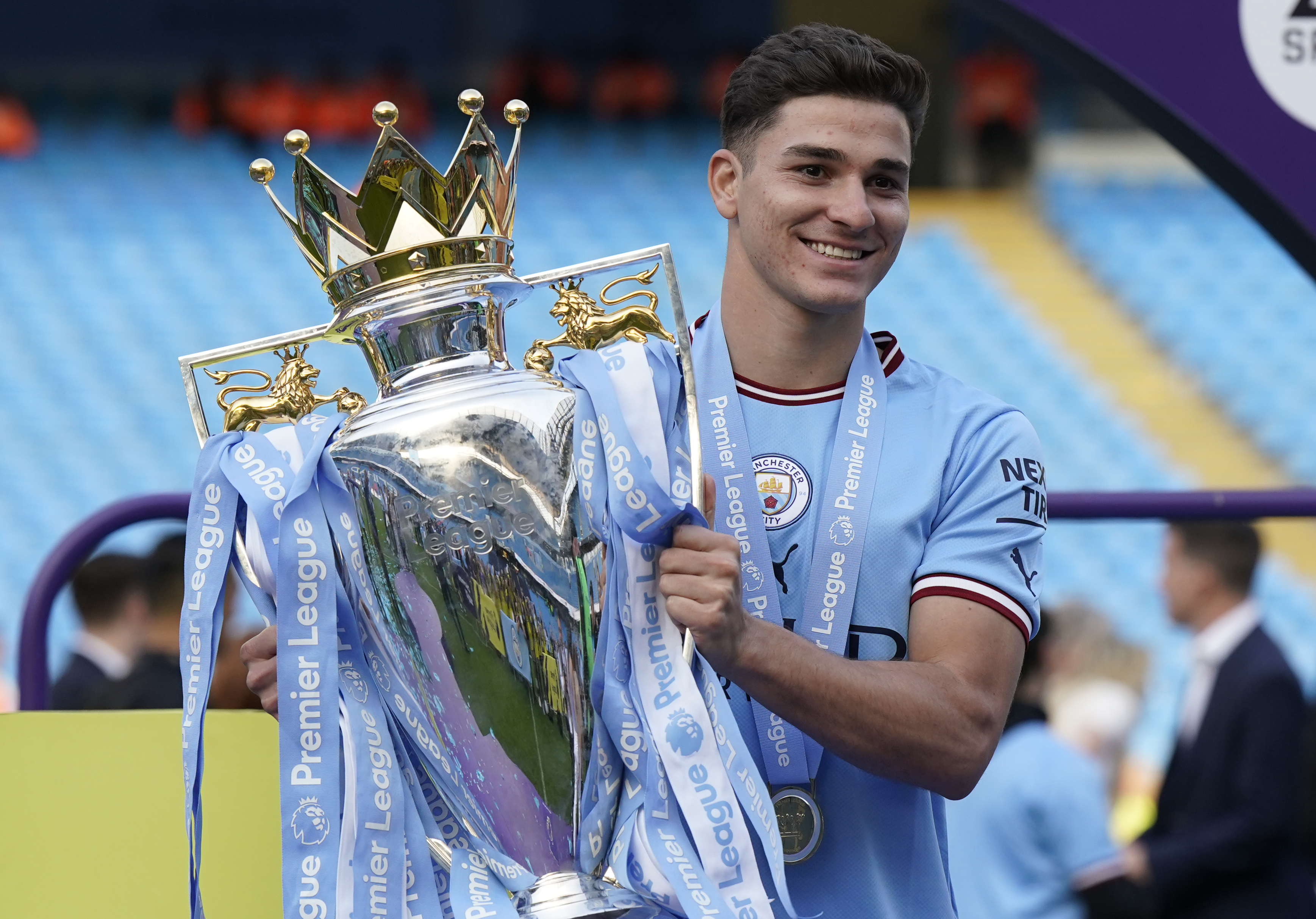 Juli&aacute;n &Aacute;lvarez, Alejandro Garnacho, los n&uacute;meros de &Aacute;lvarez en la Temporada, los n&uacute;meros de Garnacho en la temporada, Final de la FA Cup, Fa Cup, Manchester City vs Manchester United