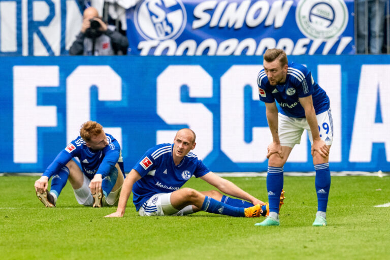 Bundesliga: Drama uruguayo en Alemania, Rodrigo Zalazar desciende con el Schalke