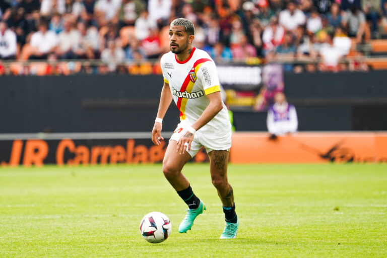 Selecci&oacute;n Argentina: Facundo Medina, nueva llamada de Scaloni y &iquest;fichaje por la Premier League?