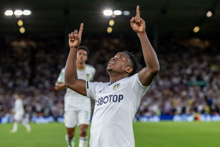 Premier League: Luis Sinisterra desciende con el Leeds y su futuro est&aacute; en el aire