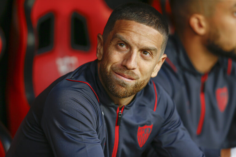 Papu G&oacute;mez: fuera de la Scaloneta, podr&iacute;a quedarse tambi&eacute;n sin club