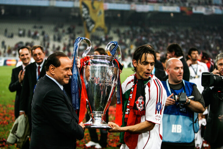 &iquest;Cu&aacute;ntos t&iacute;tulos gan&oacute; el Milan de Silvio Berlusconi?