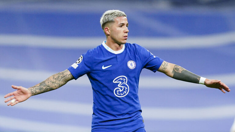 &iquest;Cu&aacute;nto dinero gana Enzo Fern&aacute;ndez en el Chelsea?