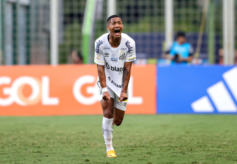 &iquest;Qui&eacute;n es Angelo Gabriel, la joya brasile&ntilde;a que puede fichar el Chelsea?