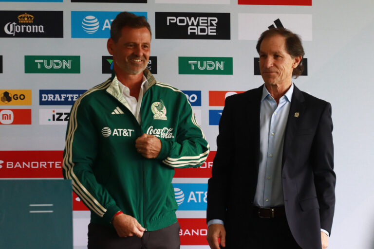 Cocca no es el peor: el t&eacute;cnico que menos dur&oacute; en la Selecci&oacute;n Mexicana