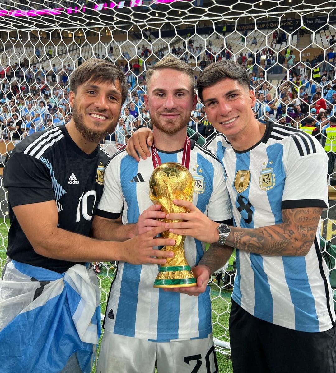 Carlos Mac Allister, Francis Mac Allister, Kevin Mac Allister, Alexis Mac Allister, familia Mac Allister, Silvina Riela, Ail&eacute;n Cova, Selecci&oacute;n Argentina, Liverpool, Brighton, Premier League