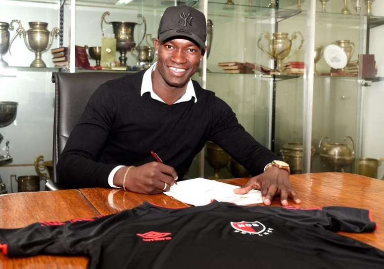 Todos los jugadores africanos que jugaron en la Primera Divisi&oacute;n de Argentina, &Aacute;frica, Argentina, Liga Profesional, Boca Juniors, Ferro, Newell&acute;s Old Boys, Custodio Mendes, Z&eacute; Turbo, F&eacute;lix Orode, Luis Leal, Dany Edjo, Okiki Afolabi, Alphonse Tchami, Ibrahim Sekagya, Doctor Khumalo, Ernest Mtawalli, Efford Chabala, Tobie Mimboe, Nii Lamptey