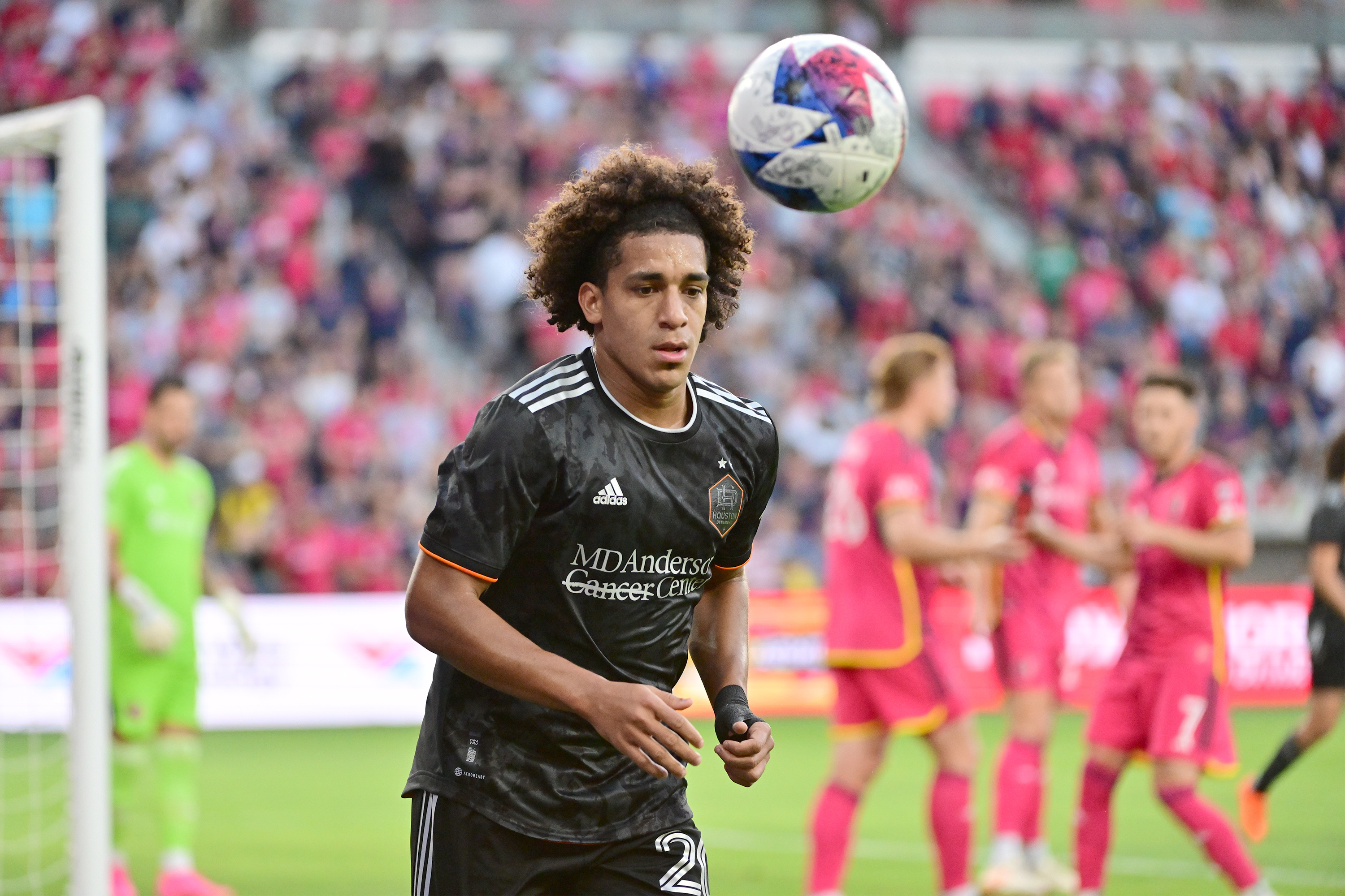 &iquest;Qui&eacute;n es Adalberto Carrasquilla, el paname&ntilde;o MVP de la Copa Oro?, Adalberto Carrasquilla, Selecci&oacute;n de Panam&aacute;, Houston Dynamo, MLS, Brighton, Premier League