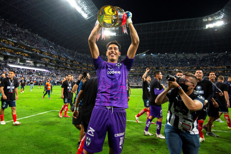 Esteban Andrada saldr&iacute;a de Rayados rumbo a Argentina: no ser&aacute; a Boca Juniors