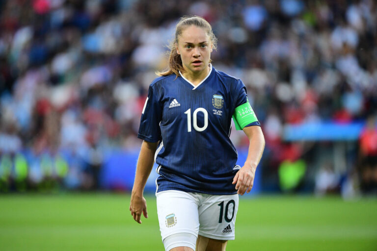 &iquest;Qui&eacute;n es Estefan&iacute;a Banini, la mejor jugadora de Argentina?