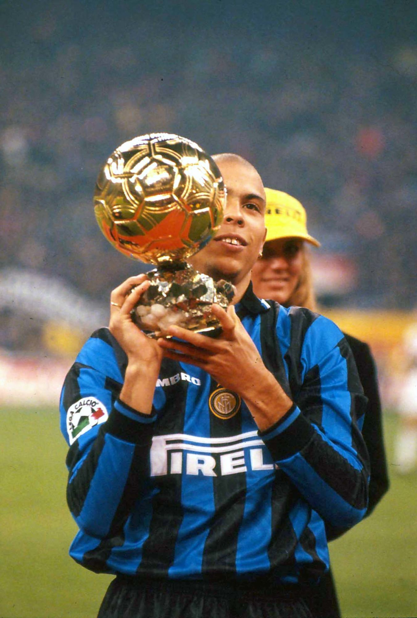 &iquest;Qui&eacute;n es el jugador m&aacute;s joven en ganar el Bal&oacute;n de Oro?, Ronaldo Nazario, Bal&oacute;n de Oro, Bal&oacute;n de Oro 2023