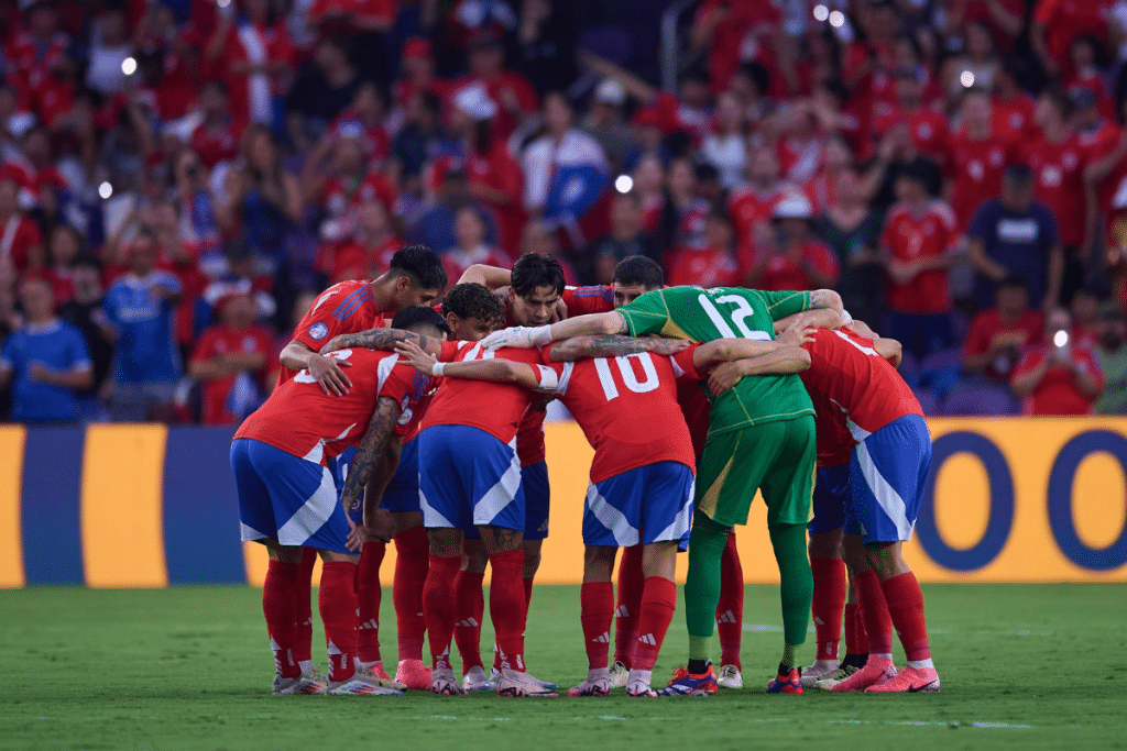 La lista de convocados de la Selecci&oacute;n chilena vs. Argentina y Bolivia por las Eliminatorias | Cortes&iacute;a: IMAGO.