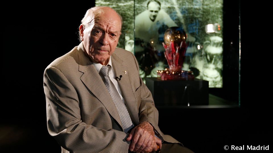 Súper Balón de Oro, Alfredo Di Stéfano, Balón de Oro, ¿Quién es el único jugador en ganar el Súper Balón de Oro?