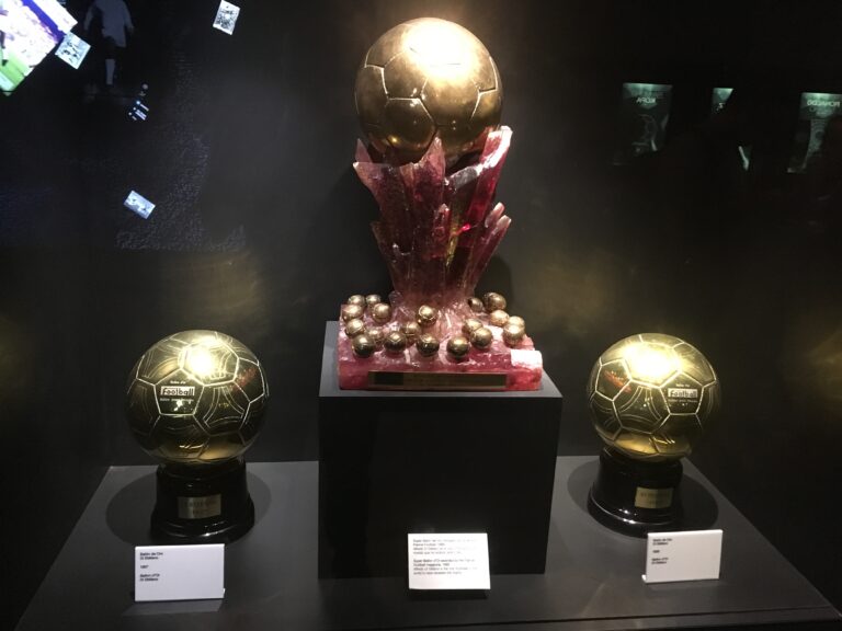 &iquest;Qui&eacute;n es el &uacute;nico jugador en ganar el S&uacute;per Bal&oacute;n de Oro?
