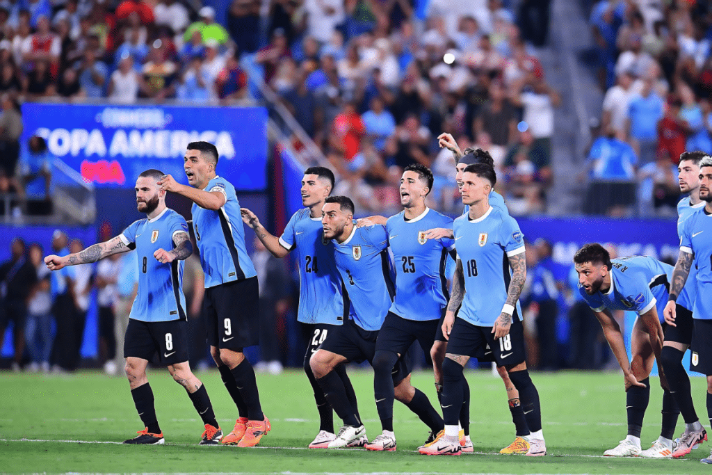 lista de convocados de la Selecci&oacute;n Uruguay para enfrentar a Paraguay y Venezuela