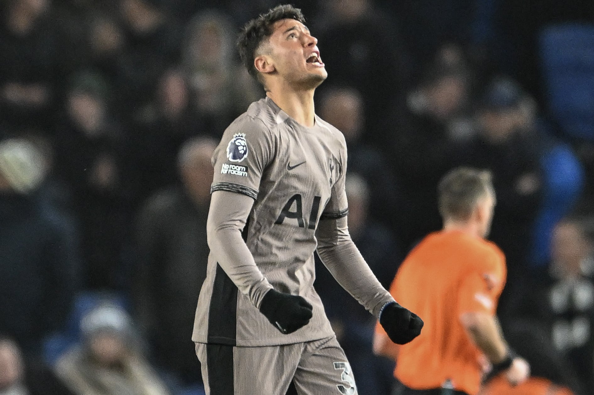 Alejo Veliz Tottenham