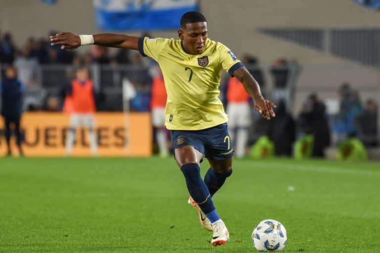 Por qu&eacute; Pervis Estupi&ntilde;&aacute;n no juega con Ecuador frente a Bolivia y Colombia por las Eliminatorias y qui&eacute;n ser&aacute; su reemplazo