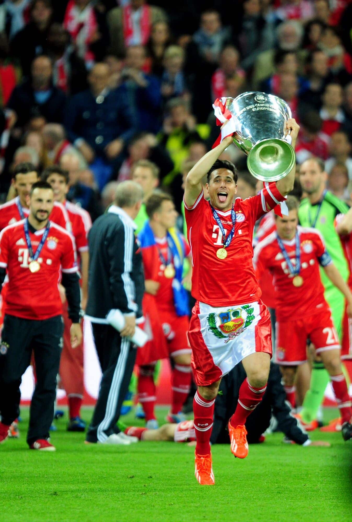 Jugadores peruanos con m&aacute;s partidos en Champions League, Selecci&oacute;n de Per&uacute;, Selecci&oacute;n Peruana