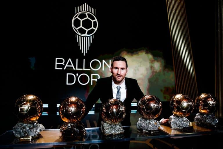 Lionel Messi gan&oacute; su OCTAVO Bal&oacute;n de Oro y logr&oacute; un r&eacute;cord in&eacute;dito