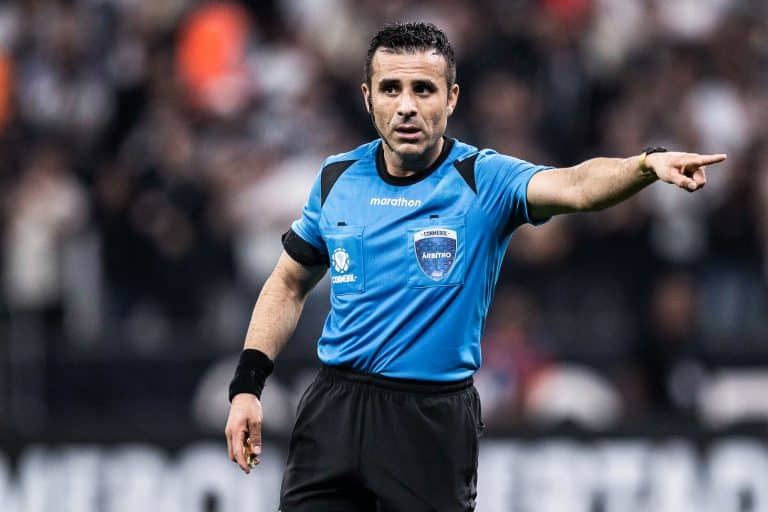 Qui&eacute;n es Piero Maza, el &aacute;rbitro del Paraguay vs. Venezuela por la Fecha 10 de las Eliminatorias Mundial 2026