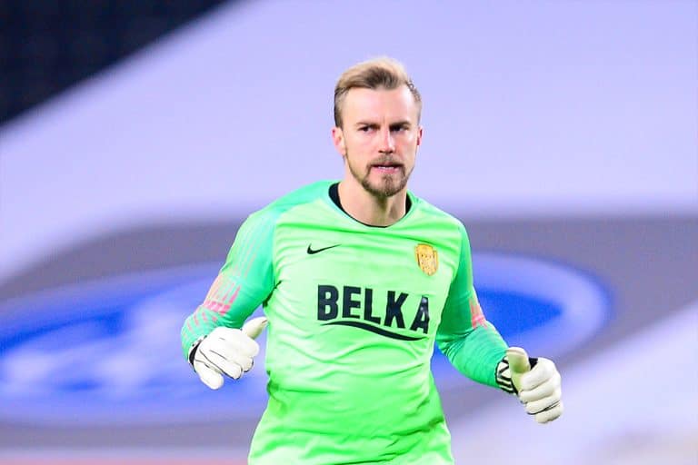 La historia de Ricardo Friedrich, el &uacute;nico latino que jug&oacute; en el FC Santa Claus