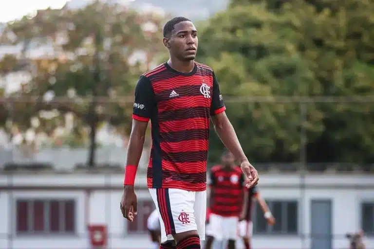 PULVERIZ&Oacute; un r&eacute;cord de Vin&iacute;cius, se inspira en Neymar y ahora sue&ntilde;a con ganar el Mundial Sub 17, la historia de Lorran