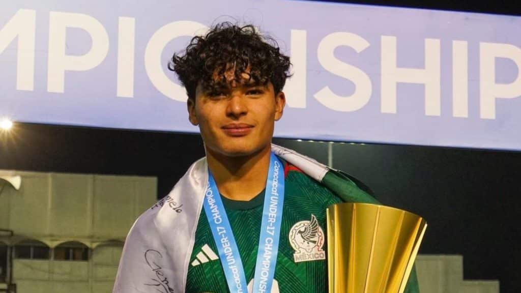 Stephano Carrillo Selecci&oacute;n mexicana | Cortes&iacute;a: Concacaf