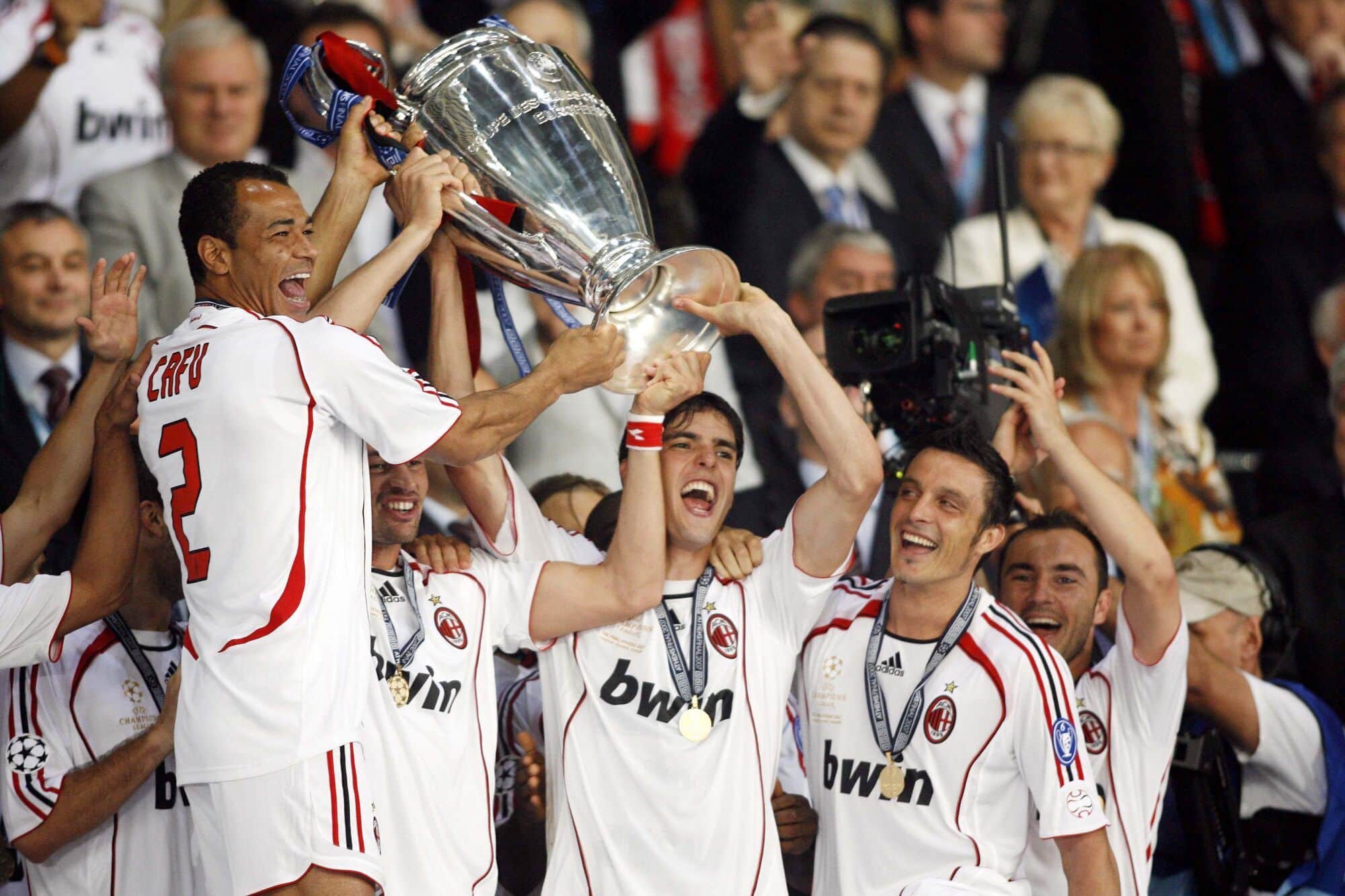 Ganadores de Copa Libertadores y Champions League