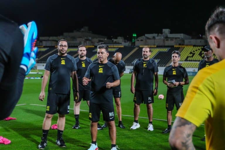 Qui&eacute;nes componen el cuerpo t&eacute;cnico de Marcelo Gallardo en el Al-Ittihad de Arabia Saudita