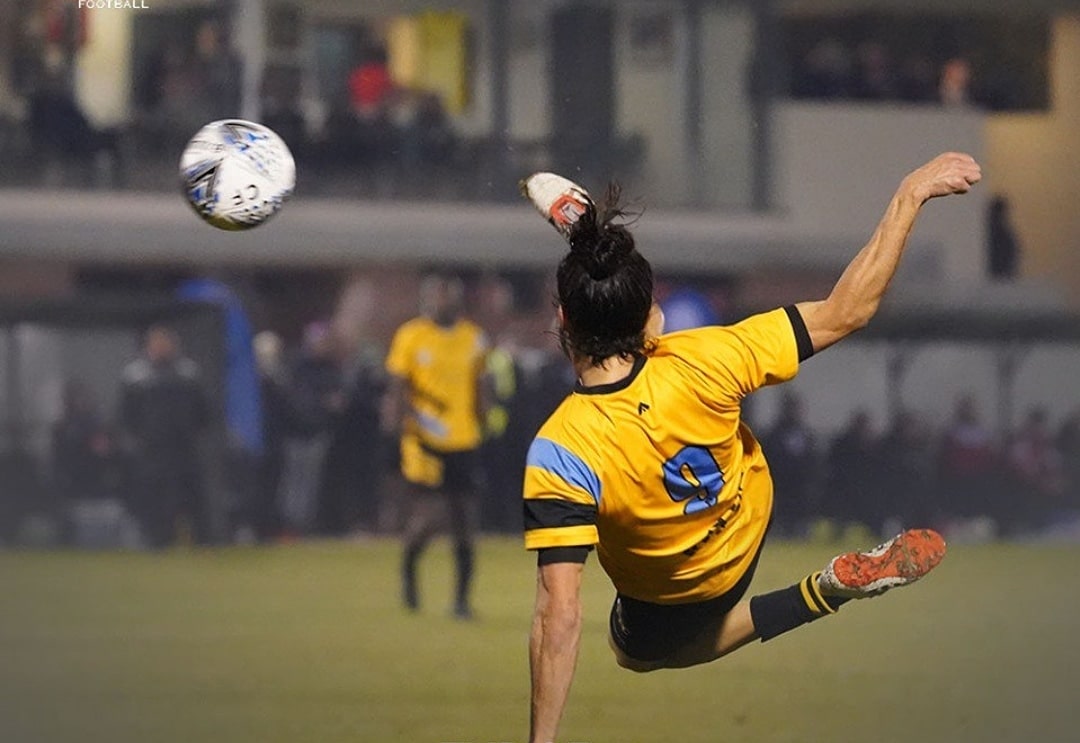 Nicol&aacute;s Abot: "Quiero tener la oportunidad de jugar y anotar en el f&uacute;tbol de &Aacute;frica, es lo &uacute;ltimo que me falta"