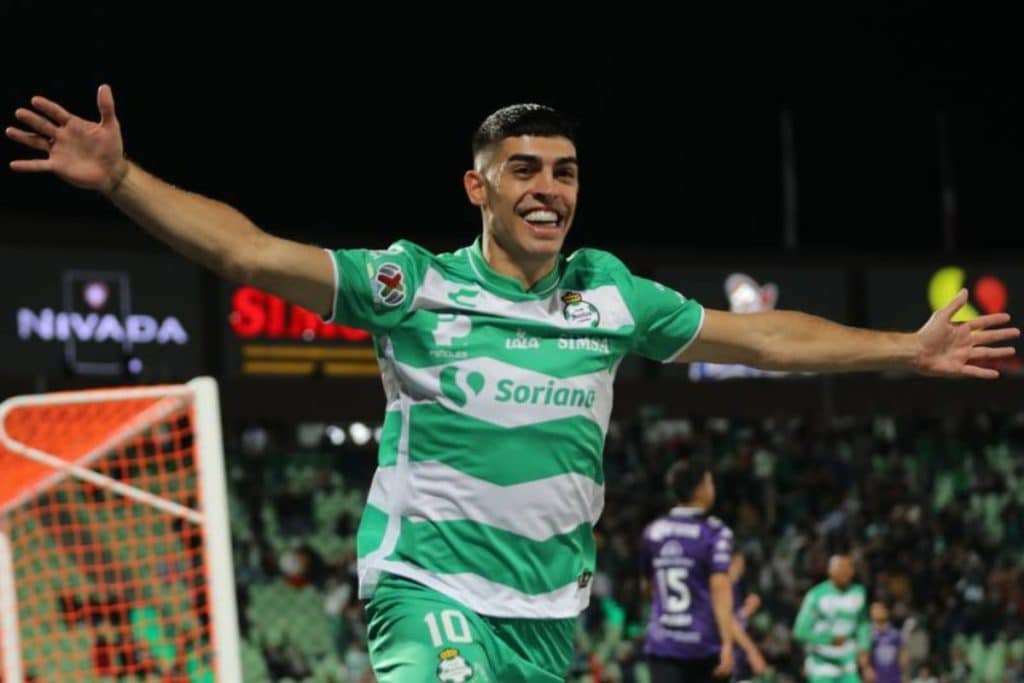 Juan Brunetta Tigres | Cortes&iacute;a: Club Santos